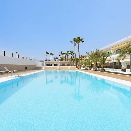 Home2book Oceans Of Calm Apt, Terrace & Pool Apartamento